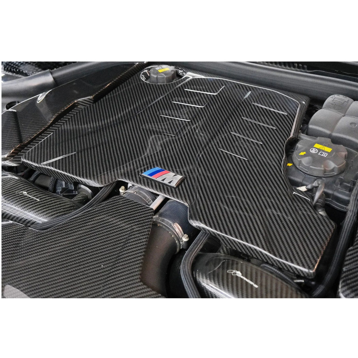 Carbon Fiber Upper Engine Cover for BMW F90 M5 - Bull Boost Performance