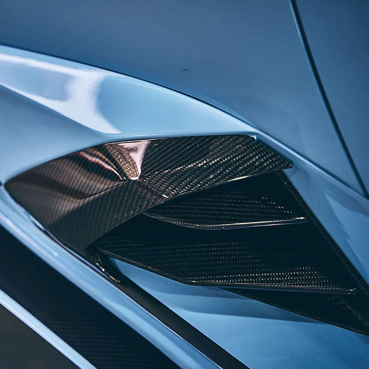 Dry Carbon Fiber Side Skirt Trim for Lamborghini Huracan EVO Tecnica - Bull Boost Performance